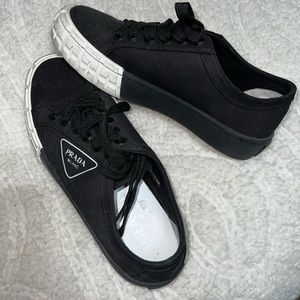 Prada shoes Size EU 38